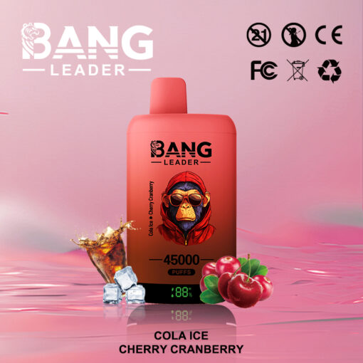 Vape jetable Bang Leader avec 45 000 bouffées au goût de cola glacé cerise canneberge, mettant en vedette un gorille de dessin animé dans un sweat à capuche, un verre de cola avec de la glace et des cerises sur un fond rose avec des icônes de produits.