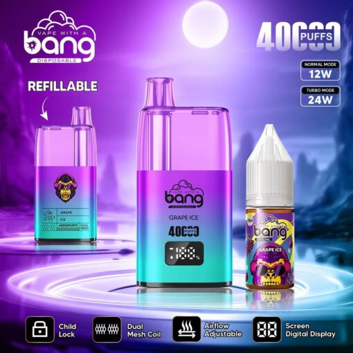 Vaporizador desechable recargable con un diseño degradado colorido, etiquetado "Bang Grape Ice", que cuenta con una pantalla digital, flujo de aire ajustable, bloqueo para niños, bobina de malla doble y una botella de e-líquido con sabor a uva.