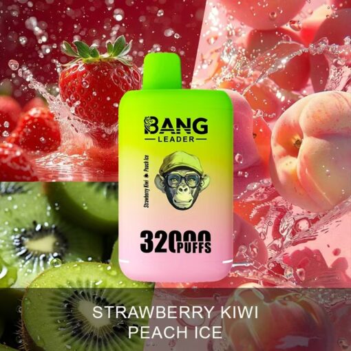 Un appareil à vapotage au goût de glace à la fraise, au kiwi et à la pêche, comportant un logo de singe et étiqueté « 32000 PUFFS » sur un fond de fraises, de pêches et de kiwi.