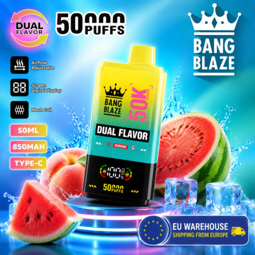 スイカと氷のキューブが入ったBang Blazeデュアルフレーバーベイプのプロモーショングラフィック。5万パフと特徴を表示。